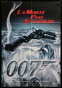 2z656 DIE ANOTHER DAY teaser Italian 1sh '02 Brosnan as James Bond, cool image of gun melting ice!