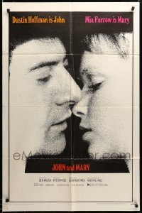 3c151 JOHN & MARY 1sh '69 close-up image of Dustin Hoffman about to kiss Mia Farrow!