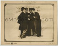 3c254 PAY DAY LC '22 Tramp Charlie Chaplin encouraging three co-workers to strike for more pay!
