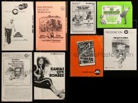 3h338 LOT OF 18 UNCUT PRESSBOOKS '60s-70s advertising images for a variety of different movies!