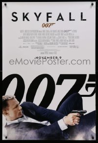 3k873 SKYFALL November 9 Adele style advance DS 1sh '12 Daniel Craig as James Bond shooting gun!