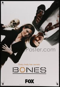 3k433 BONES tv poster '07 TV crime drama, cool image of Emily Deschanel holding skull!