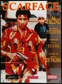 3r533 SCARFACE French 1p R80s different close up of bloody Al Pacino as Tony Montana w/gun!