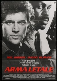 3r884 LETHAL WEAPON Italian 1p '87 great close image of cop partners Mel Gibson & Danny Glover!