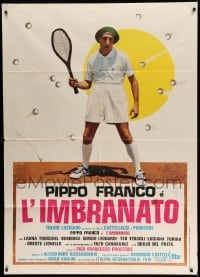 3r889 L'IMBRANATO Italian 1p '79 wacky image of Pippo Franco with racket bombarded by tennis balls!