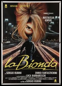 3r718 LA BIONDA Italian 2p '93 cool Cecchini art of sexy Nastassja Kinski over scared man on road!