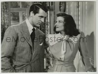 3s589 PHILADELPHIA STORY 7x9.5 still '40 Katharine Hepburn can tell Cary Grant is lying to her!
