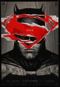 3w095 BATMAN V SUPERMAN teaser DS 1sh '16 cool close up of Ben Affleck in title role under symbol!