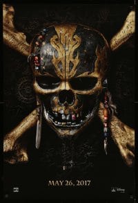 3w676 PIRATES OF THE CARIBBEAN: DEAD MEN TELL NO TALES teaser DS 1sh '17 gold skull & crossbones!