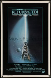 3w712 RETURN OF THE JEDI int'l 1sh '83 George Lucas, art of hands holding lightsaber by Reamer!