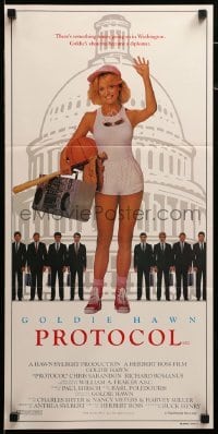 4g511 PROTOCOL Aust daybill '84 sexy Goldie Hawn in front of Capitol Building w/legislators!