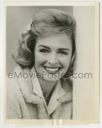 4m268 DONNA REED SHOW TV 7.25x9 still '60s great head & shoulders smiling portrait of Donna Reed!