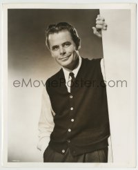 4m383 GLENN FORD deluxe 8.25x10 still '55 great waist-high close up smiling with hand in pocket!