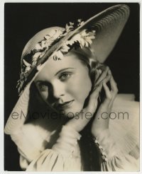 4m525 JEAN MUIR deluxe 8x10 still '30s c/u of the beautiful actress wearing hat by Elmer Fryer!