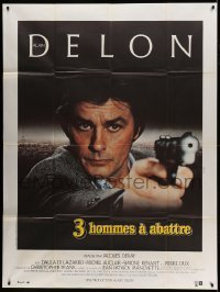 4p952 THREE MEN TO DESTROY French 1p '80 cool super close image of Alain Delon pointing gun!