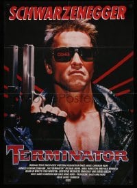 4r302 TERMINATOR German '85 close up of most classic cyborg Arnold Schwarzenegger with gun!