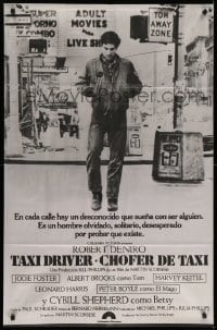 4w229 TAXI DRIVER Argentinean '76 classic c/u of Robert De Niro walking, Martin Scorsese!