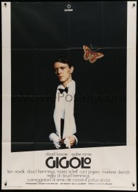 4w292 JUST A GIGOLO Italian 1p '80 different image of David Bowie in tuxedo by butterfly!