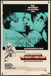 5f554 MACKINTOSH MAN 1sh '73 best art of Paul Newman & Sanda in gun, John Huston!