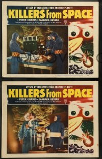 5j545 KILLERS FROM SPACE 7 LCs '54 bulb-eyed men invade Earth from flying saucers, cool border art!
