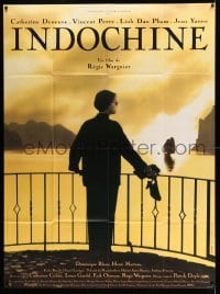 5k756 INDOCHINE French 1p '92 cool image of Catherine Deneuve overlooking ocean in Southeast Asia!