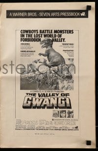 5m967 VALLEY OF GWANGI pressbook '69 Ray Harryhausen, cowboys battling dinosaurs!