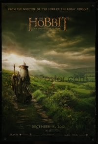 5r398 HOBBIT: AN UNEXPECTED JOURNEY teaser DS 1sh '12 cool image of Ian McKellen as Gandalf!