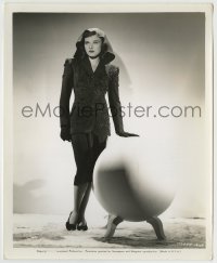 5s785 SECOND CHORUS 8.25x10 still '40 sexy Paulette Goddard in great outfit by odd sphere w/ legs!