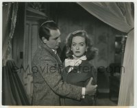 5s053 ALL ABOUT EVE 7.5x9.25 still '50 Gary Merrill comforts Bette Davis, who is too old at 40!