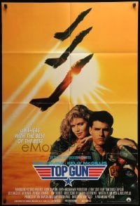 5t901 TOP GUN int'l 1sh '86 great image of Tom Cruise & Kelly McGillis, Navy fighter jets!