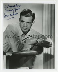 5y754 DANA ANDREWS signed 8x10 REPRO still '80s great seated close up with his arms crossed!