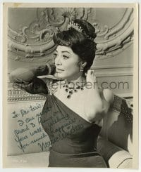 5y420 MARIE WINDSOR signed 8x10 still '64 close up in sexy dress & tiara from Bedtime Story!