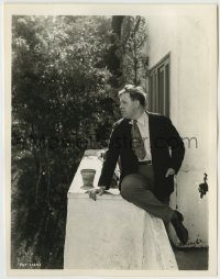 6h163 CHARLES LAUGHTON 8x10 key book still '30s great youthful close up sitting on balcony!