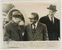 6h405 HENRY KISSINGER 8.25x10 news photo '73 arriving in Moscow to negotiate w/ foreign minister!