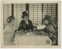 6h517 LILLIAN GISH/MARY PICKFORD 8x10 still '18 they're sitting at table with Pickford's mother!