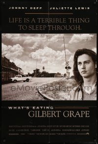 6t966 WHAT'S EATING GILBERT GRAPE 1sh '93 huge close up of Johnny Depp in small town!