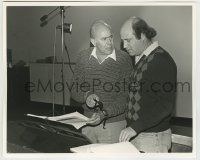 6x009 CARL REINER/ROB REINER 8x10 photo '80s the father & son in a studio by Peter Borsari!