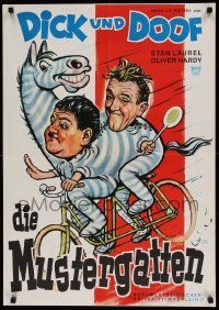 6y043 CHICKENS COME HOME German R60s wacky, completely different art of Stan Laurel, Oliver Hardy!