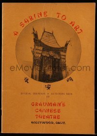 7d887 GRAUMAN'S CHINESE THEATRE souvenir program book 1946 cool souvenir autograph booklet!
