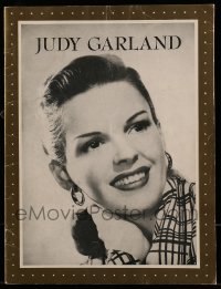 7d908 JUDY GARLAND souvenir program book 1960s many wonderful images throughout her career!