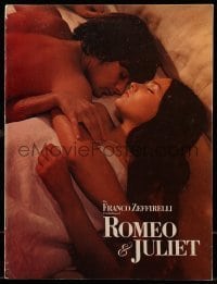 7d952 ROMEO & JULIET souvenir program book 1969 Franco Zeffirelli's version of Shakespeare's play!