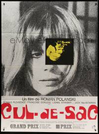 7g782 CUL-DE-SAC style A French 1p 1966 Roman Polanski, super close up of Francoise Dorleac + gun!