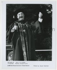 7h209 BACK TO SCHOOL 8x10 still 1986 wacky Rodney Dangerfield wearing cap & gown at graduation!