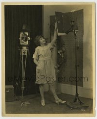 7h458 GWYNEDD VERNON 8x10 still 1920s the English harem scarem girl in Hollywood by Tornello!