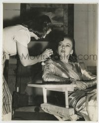7h912 THEY DRIVE BY NIGHT candid 7.75x9.5 still 1940 Ida Lupino with hairdresser by Madison Lacy!