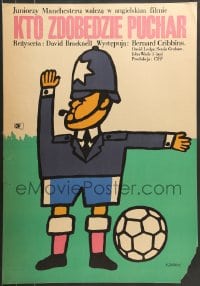 7j682 CUP FEVER Polish 23x33 1967 David Bracknell, cool Zbikowski art of soccer football police!