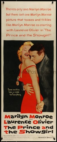 7m194 PRINCE & THE SHOWGIRL insert 1957 Laurence Olivier nuzzles sexy Marilyn Monroe's shoulder!