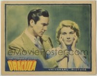 7m044 DRACULA LC 1931 Tod Browning Universal horror classic, David Manners & scared Helen Chandler