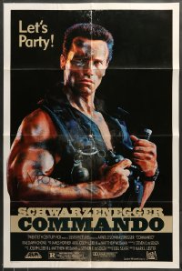 7r175 COMMANDO 1sh 1985 cool image of Arnold Schwarzenegger in camo, let's party!