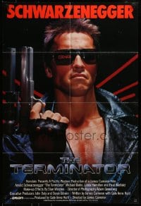 7r876 TERMINATOR int'l 1sh 1984 close up of classic cyborg Arnold Schwarzenegger with gun!